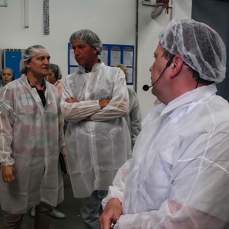 Besuch der Fabrik Fall